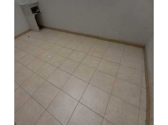 Local en venta en Los Alcazares, Manizales, 41 m² · foto 7 de 8