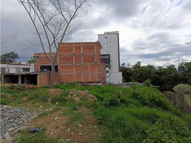 Lote en venta en La Francia, Manizales, 620 m² · foto 4 de 7