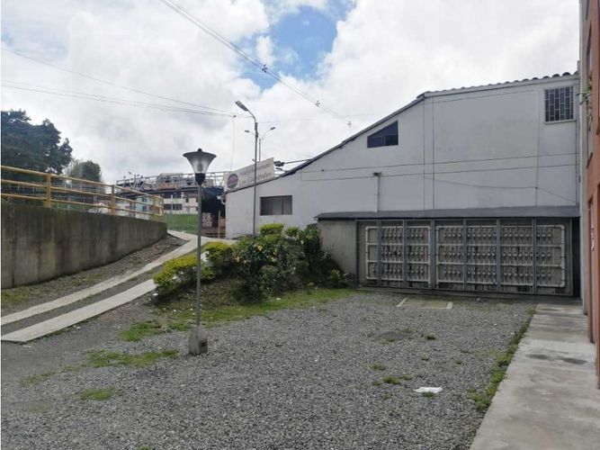 Local en venta en La Castilla, Manizales, 17 m² · foto 2 de 9