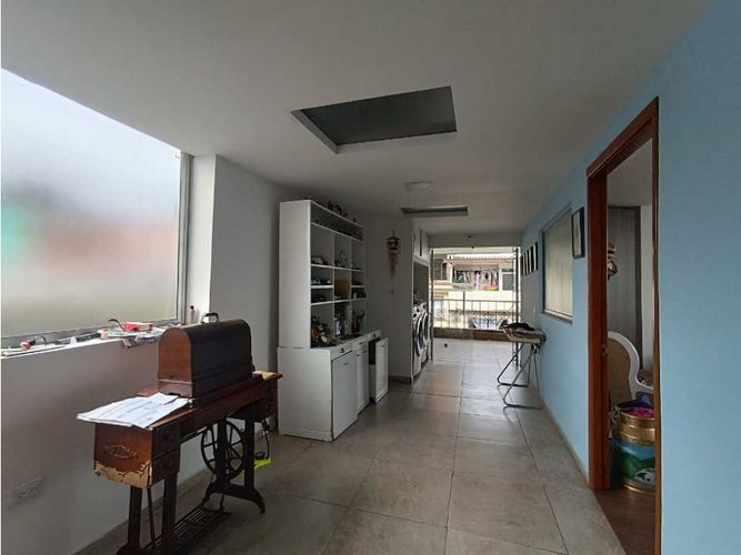 Edificio en venta en El Bosque, Manizales, 697 m² · foto 4 de 24