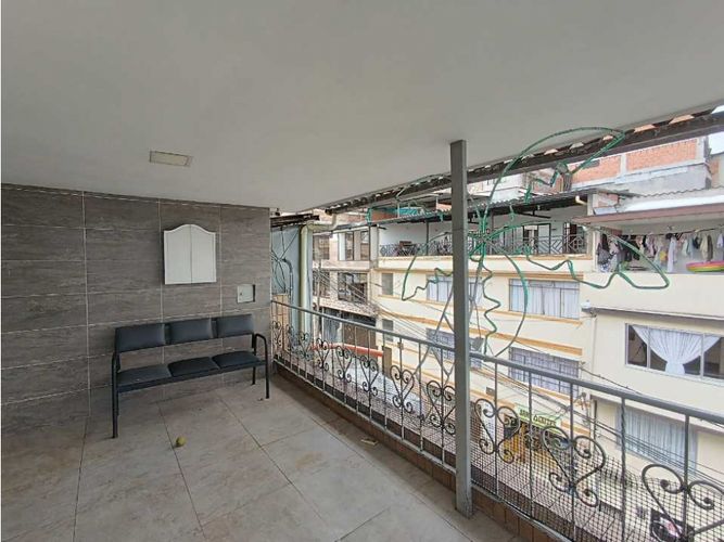 Edificio en venta en El Bosque, Manizales, 697 m² · foto 18 de 24