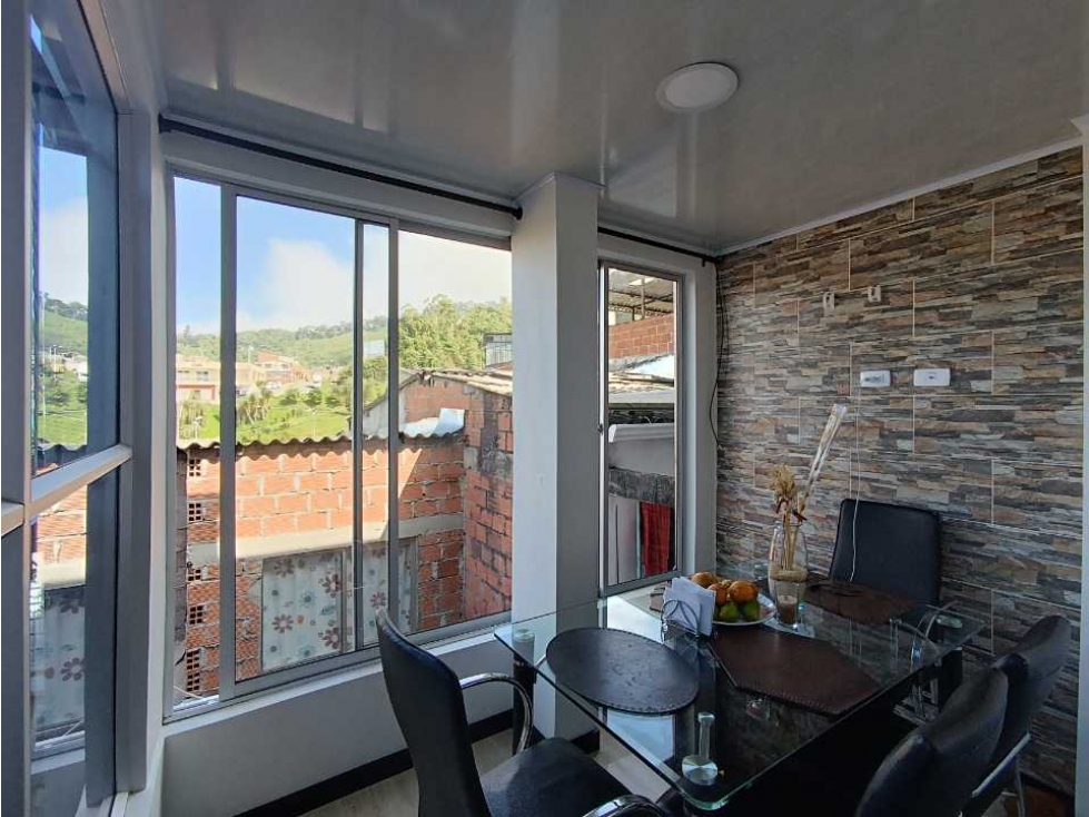 Casa en venta en La Cumbre, Manizales · foto 3 de 24