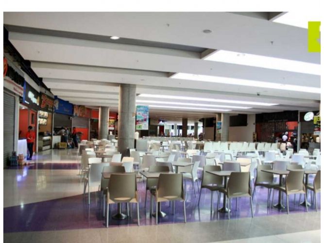 Local en venta en Fundadores, Manizales, 374 m² · foto 2 de 9
