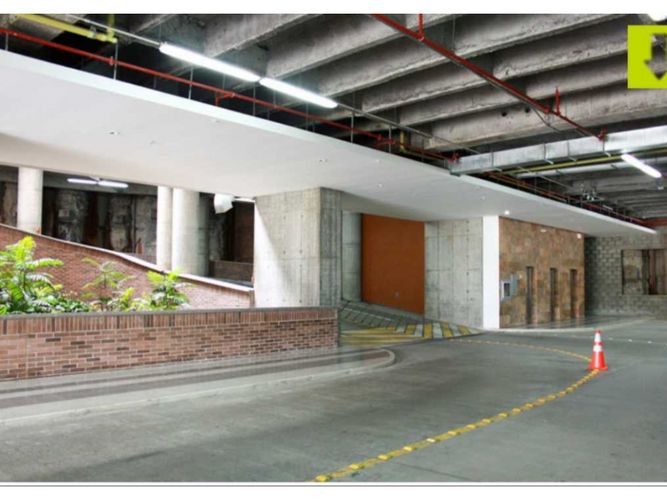 Local en venta en Fundadores, Manizales, 374 m² · foto 8 de 9