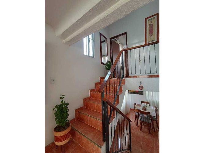 Casa de 6 alcobas en venta en Sacatin Viejo, Manizales, 185 m² · foto 4 de 24