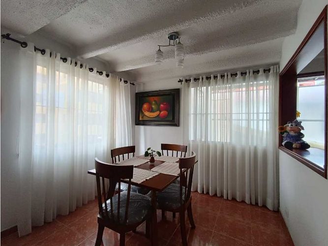 Casa de 6 alcobas en venta en Sacatin Viejo, Manizales, 185 m² · foto 5 de 24
