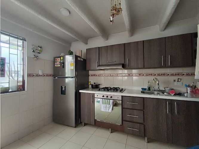 Casa de 6 alcobas en venta en Sacatin Viejo, Manizales, 185 m² · foto 7 de 24