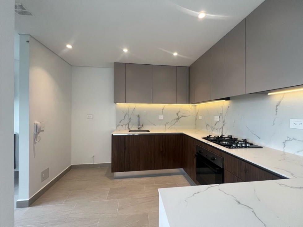 Apartamento en venta en Pinares, Pereira · foto 9 de 24