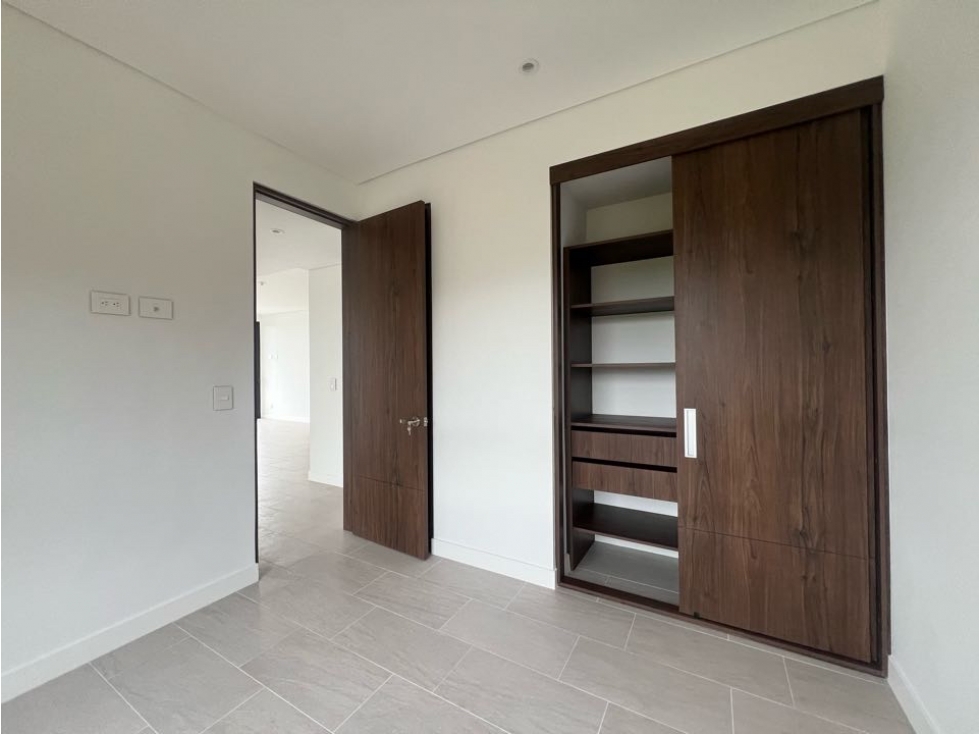 Apartamento en venta en Pinares, Pereira · foto 19 de 24