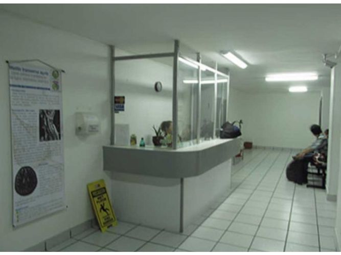 Consultorio en venta en Versalles, Manizales, 24 m² · foto 2 de 8
