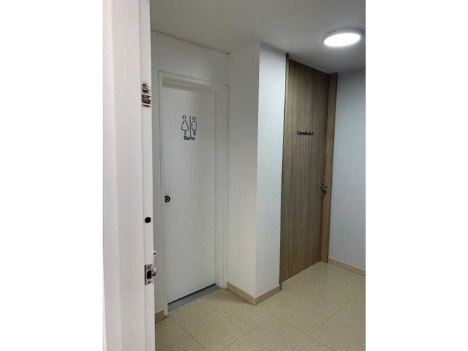 Consultorio en venta en Versalles, Manizales, 24 m² · foto 6 de 8