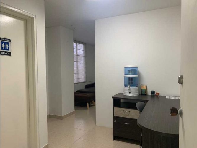 Consultorio en venta en Versalles, Manizales, 24 m² · foto 8 de 8