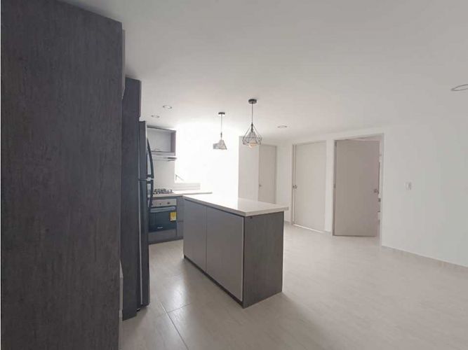 Apartamento de 2 alcobas en venta en Fundadores, Manizales, 80 m² · foto 4 de 22