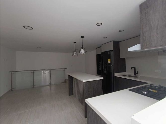 Apartamento de 2 alcobas en venta en Fundadores, Manizales, 80 m² · foto 6 de 22