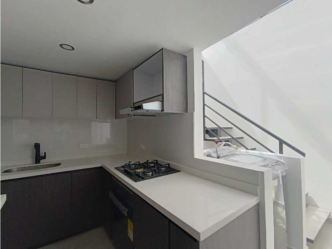 Apartamento de 2 alcobas en venta en Fundadores, Manizales, 80 m² · foto 7 de 22