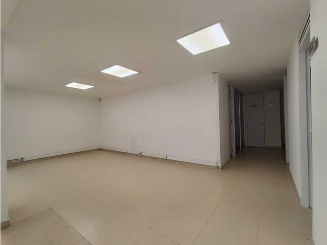 Local en venta en Alta Suiza, Manizales, 213 m² · foto 3 de 24