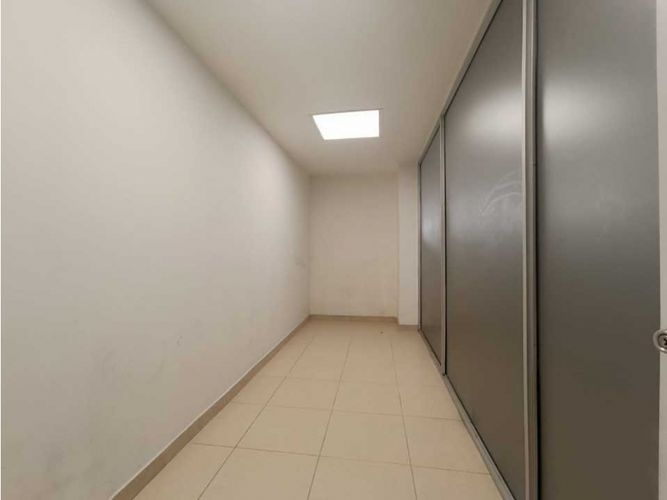 Local en venta en Alta Suiza, Manizales, 213 m² · foto 8 de 24