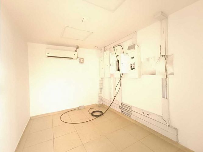 Local en venta en Alta Suiza, Manizales, 213 m² · foto 14 de 24