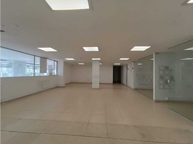 Local en venta en Alta Suiza, Manizales, 213 m² · foto 15 de 24