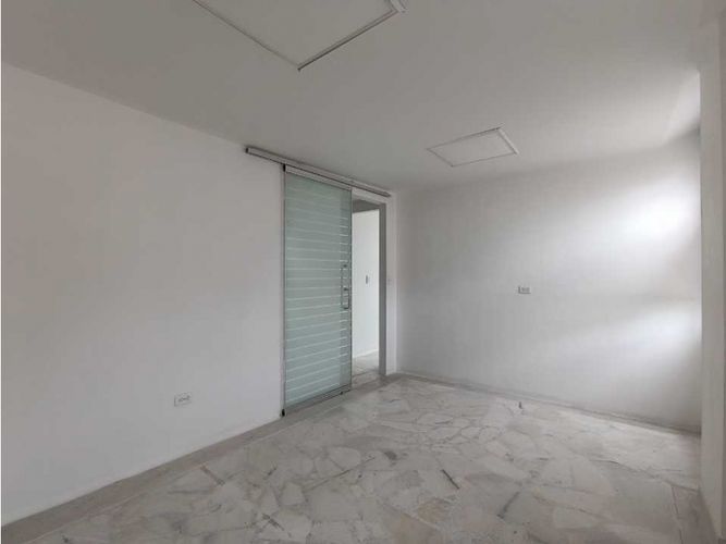 Oficina en venta en Versalles, Manizales, 54 m² · foto 7 de 14