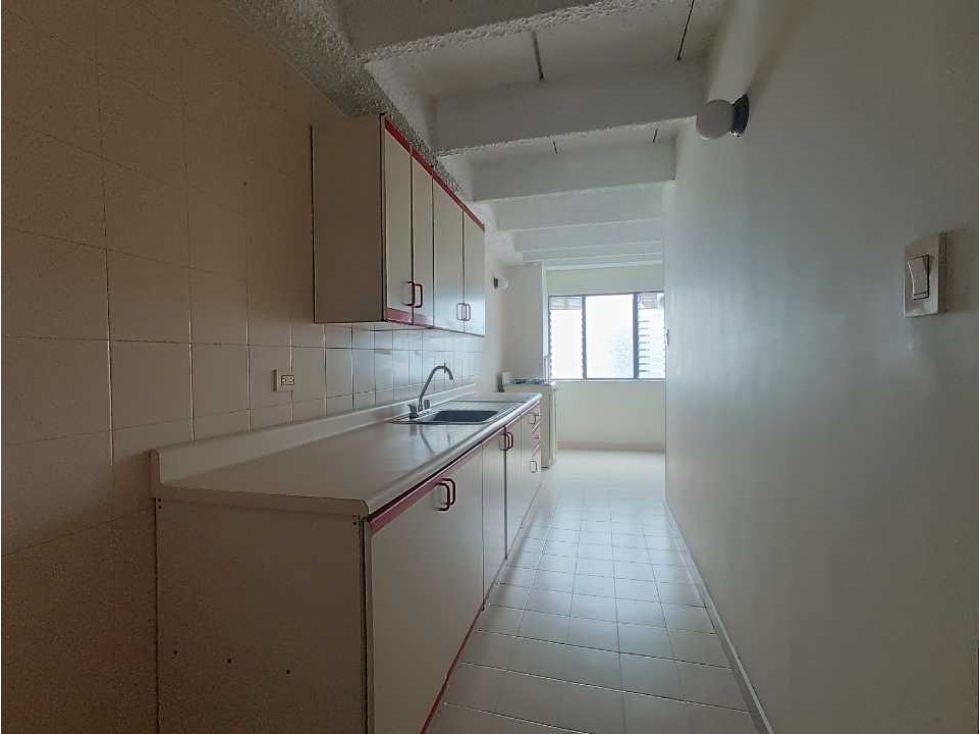 Apartamento en venta en Milan, Manizales · foto 3 de 20