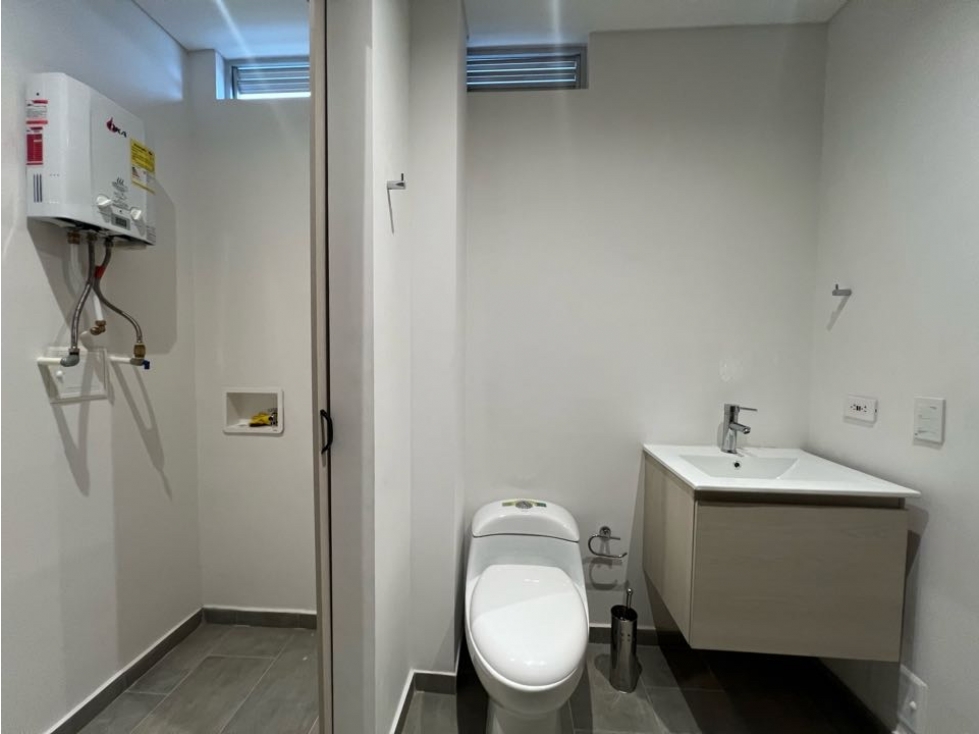 Apartamento en venta en Pinares, Pereira · foto 4 de 17