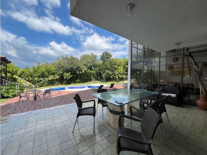 Finca en venta en Cerritos, Pereira, 8000 m² · foto 2 de 24