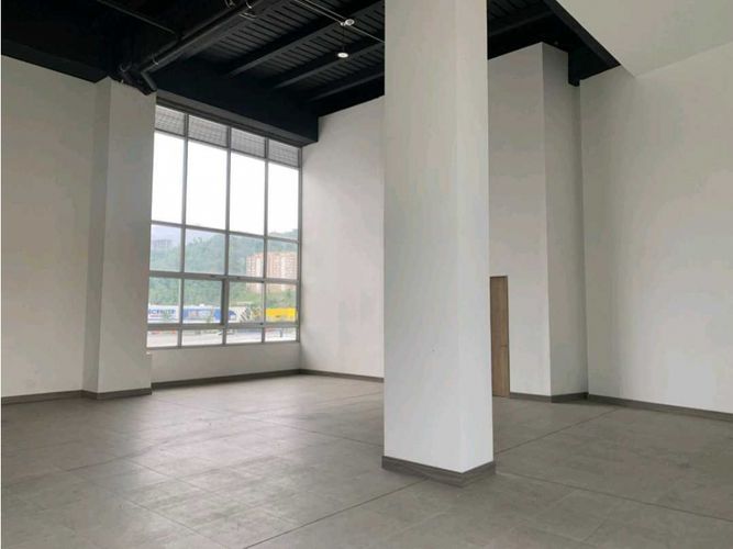 Local en arriendo en Los Laureles, Manizales, 325 m² · foto 5 de 9