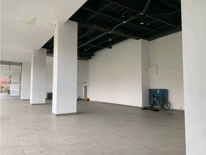 Local en arriendo en Los Laureles, Manizales, 325 m² · foto 7 de 9