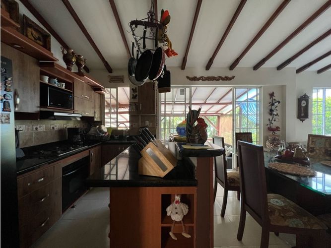 Casa de 4 alcobas en venta en Cerritos, Pereira, 300 m² · foto 7 de 24