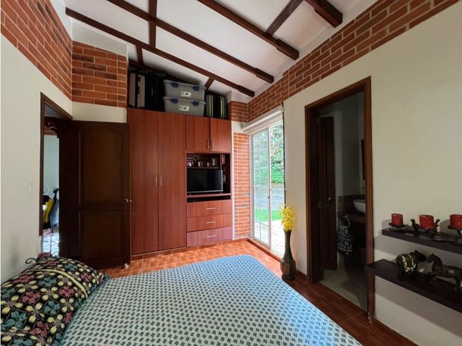 Casa de 4 alcobas en venta en Cerritos, Pereira, 300 m² · foto 13 de 24