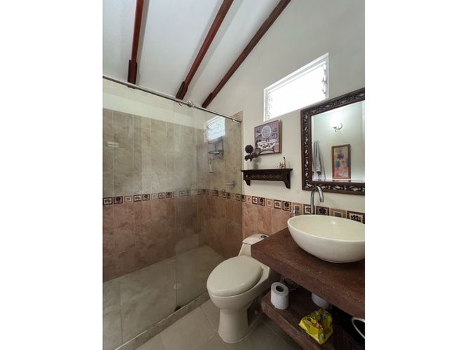 Casa de 4 alcobas en venta en Cerritos, Pereira, 300 m² · foto 19 de 24