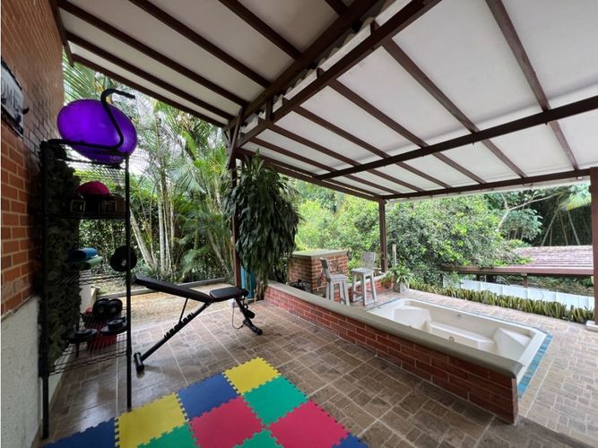 Casa de 4 alcobas en venta en Cerritos, Pereira, 300 m² · foto 21 de 24