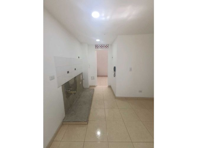 Local en venta en Los Alcazares, Manizales, 18 m² · foto 15 de 15