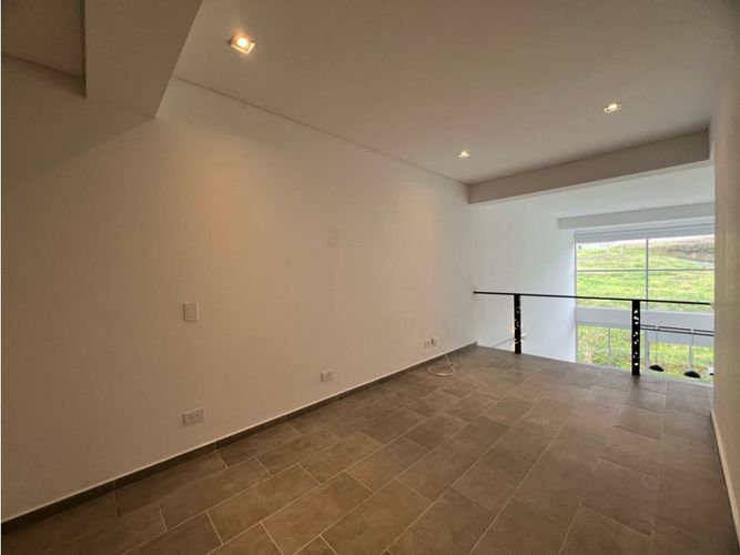 Apartamento de 2 alcobas en venta en Cambulos, Dosquebradas, 89 m² · foto 8 de 16