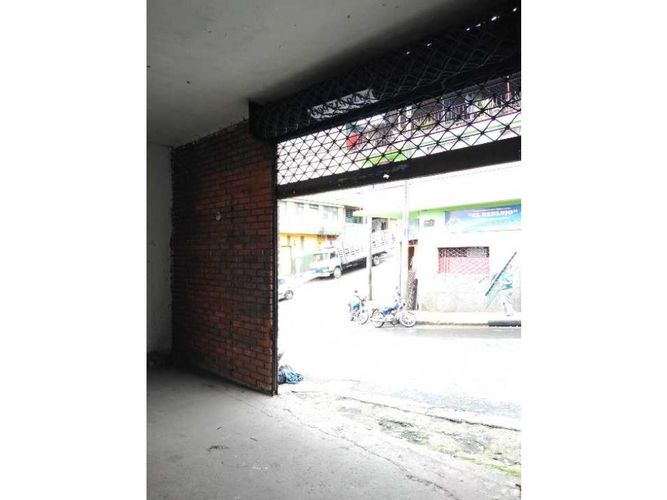 Bodega en venta en El Centro, Manizales, 667 m² · foto 3 de 14