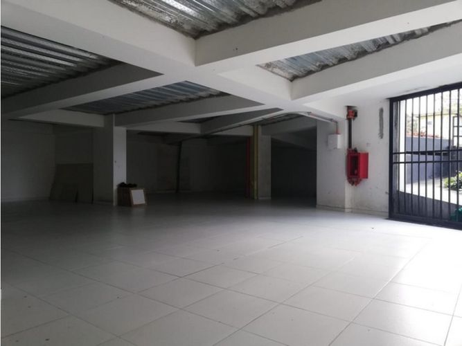 Local en venta en San Jorge, Manizales, 400 m² · foto 3 de 9