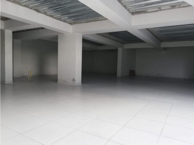 Local en venta en San Jorge, Manizales, 400 m² · foto 5 de 9