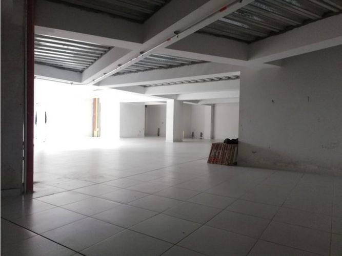 Local en venta en San Jorge, Manizales, 400 m² · foto 6 de 9