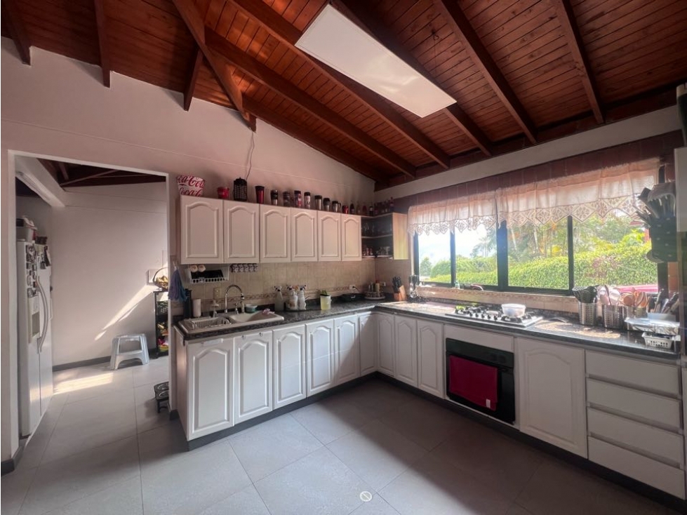 Casa en venta en Cerros De Alhambra, Manizales · foto 3 de 24