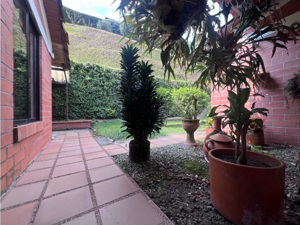 Casa en venta en Cerros De Alhambra, Manizales · foto 23 de 24