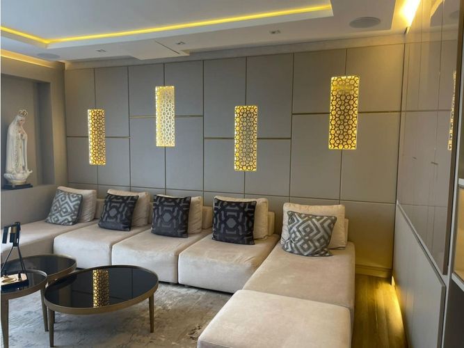 Casa de 4 alcobas en venta en San Jose De Bavaria, Bogotá, 256 m² · foto 3 de 17