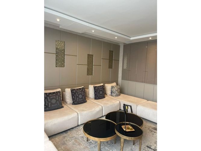 Casa de 4 alcobas en venta en San Jose De Bavaria, Bogotá, 256 m² · foto 4 de 17