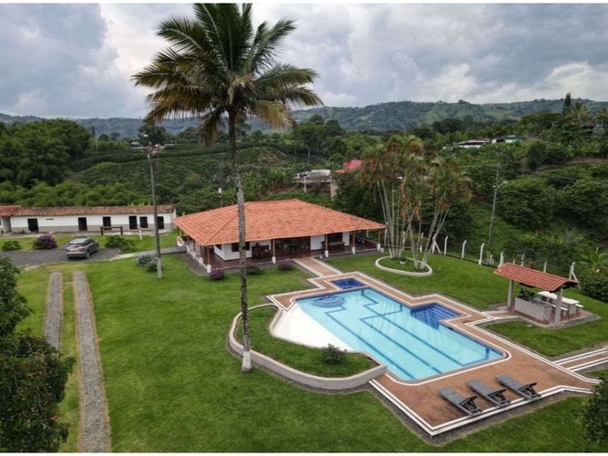 Finca en venta en Morelia, Pereira, 1150 m² · foto 4 de 17