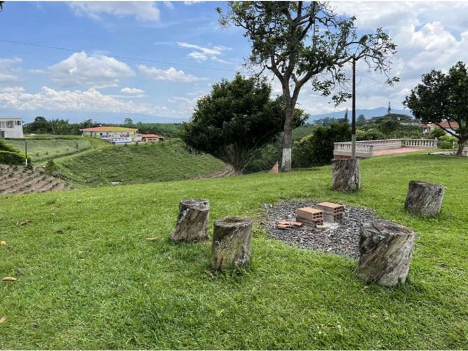 Finca en venta en Morelia, Pereira, 1150 m² · foto 9 de 17