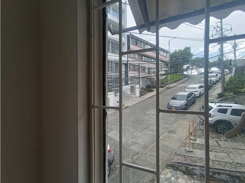 Apartamento en venta en La Carolita, Manizales · foto 5 de 23