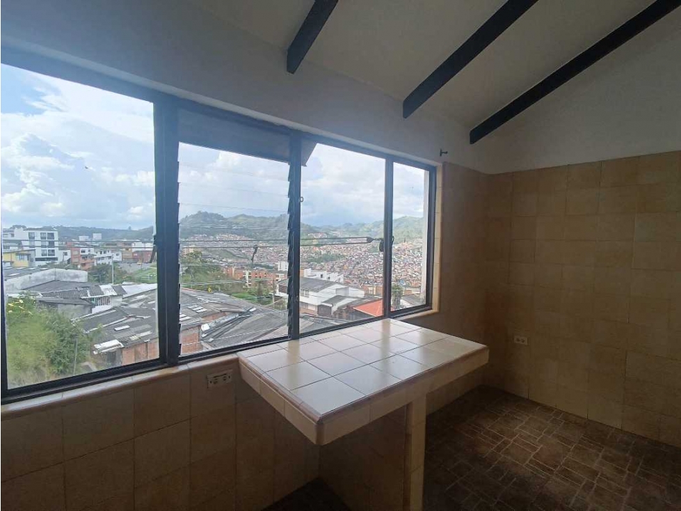 Apartamento en venta en La Carolita, Manizales · foto 11 de 23