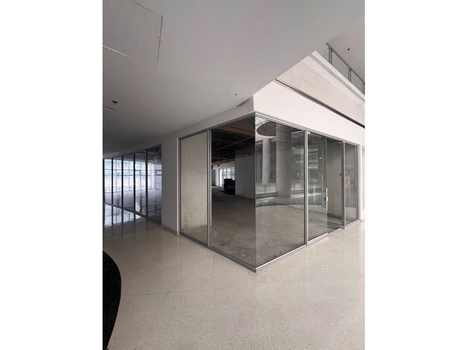 Local en venta en Avenida 30 De Agosto, Pereira, 206 m² · foto 2 de 19