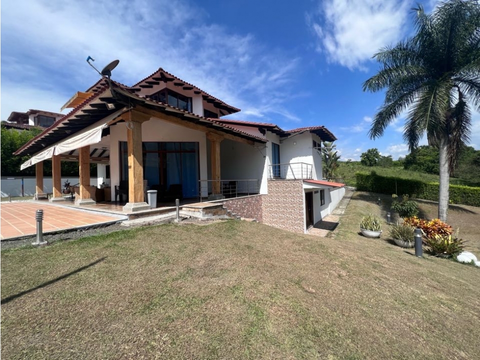 Casa en venta en Cerritos, Pereira · foto 2 de 24