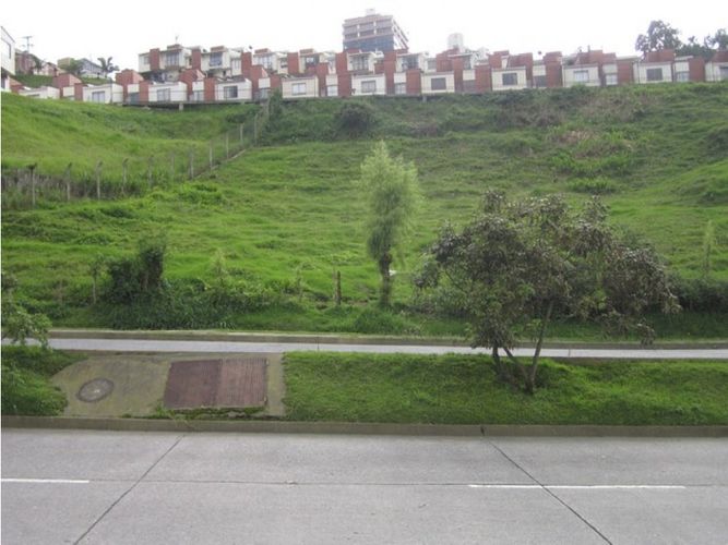 Lote en venta en Guayacanes, Manizales, 3142 m² · foto 4 de 9